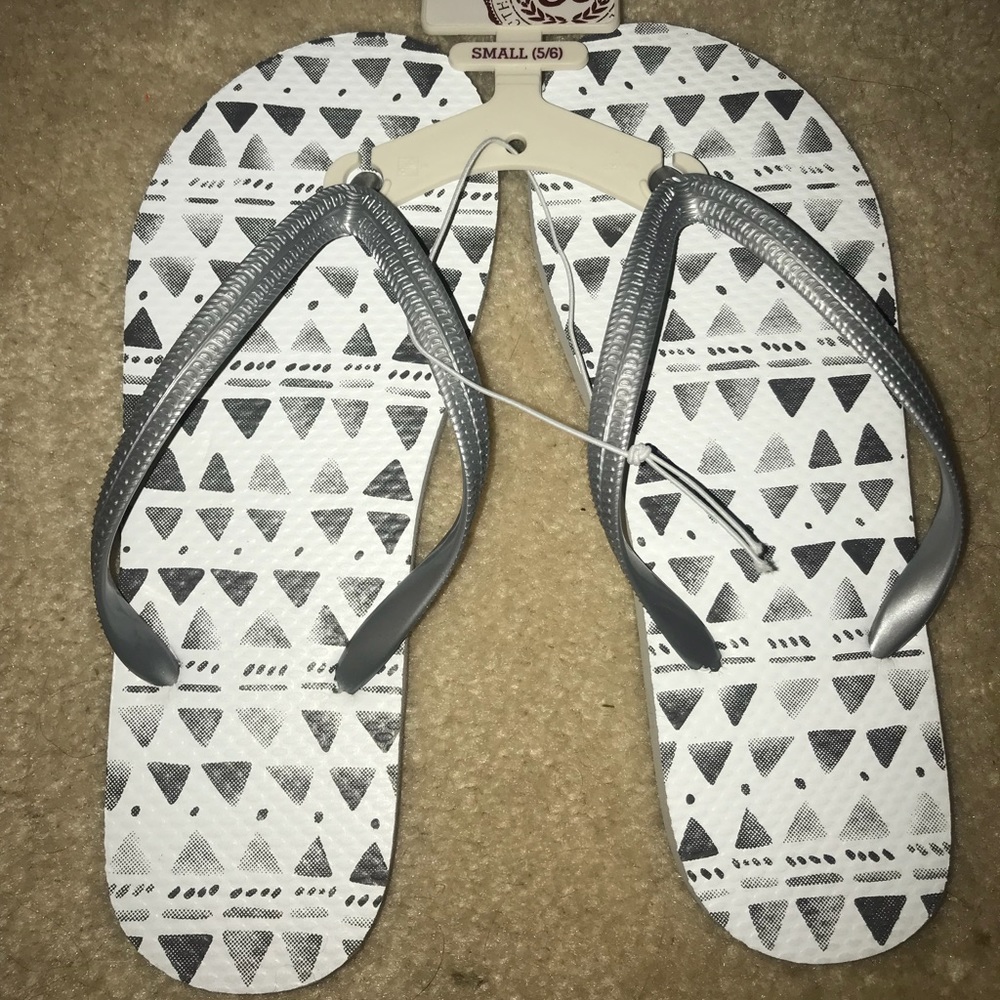 SO flip flops